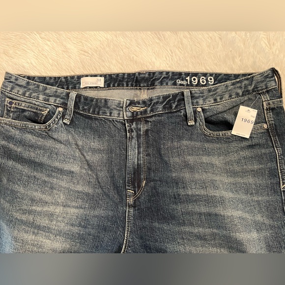 🎉HP🎉 Gap 1969 Real Straight Jeans - Picture 5 of 7